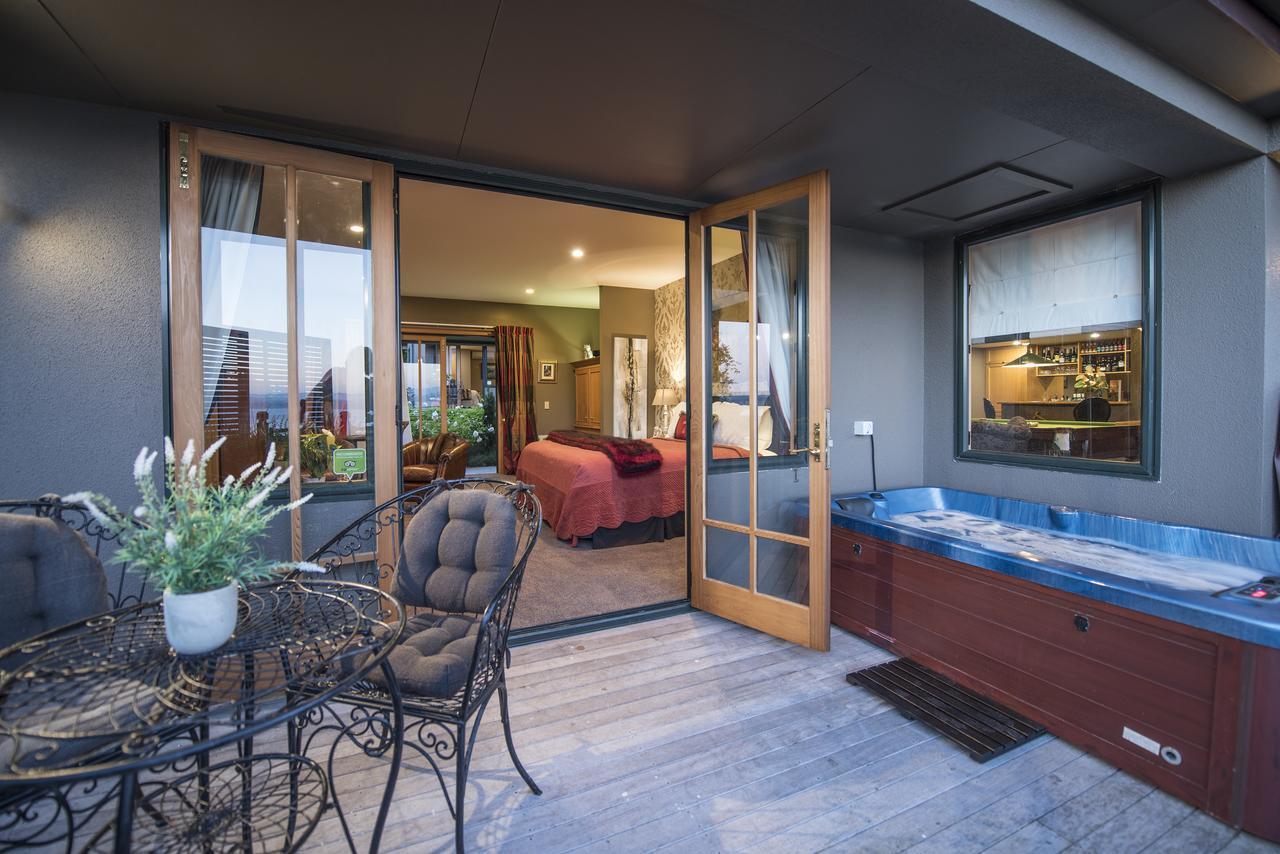 The Flying Trout Boutique Lodge Taupo Eksteriør bilde